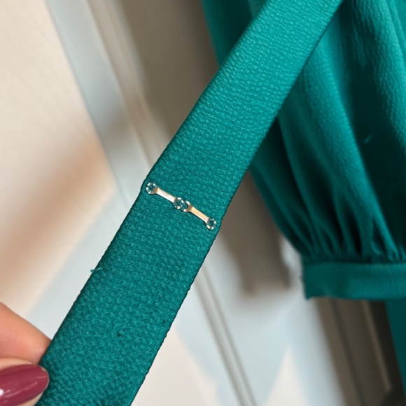 Luxury gown - Picture 10 of 15